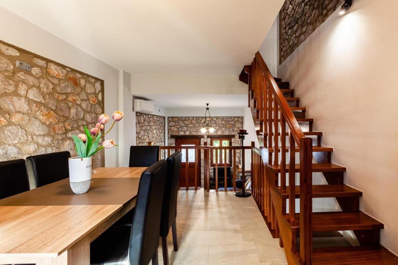 Stone Villas Dukes Parálion Ástros Exteriér fotografie